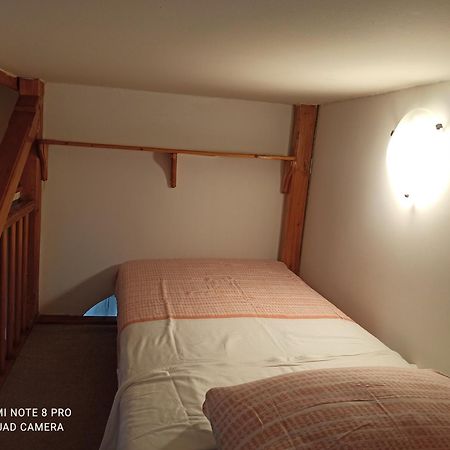 Studio Apartman Lea プーラ エクステリア 写真